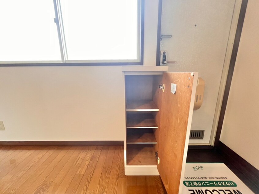 靴箱 ネオファミーユ大和　Ｂ
