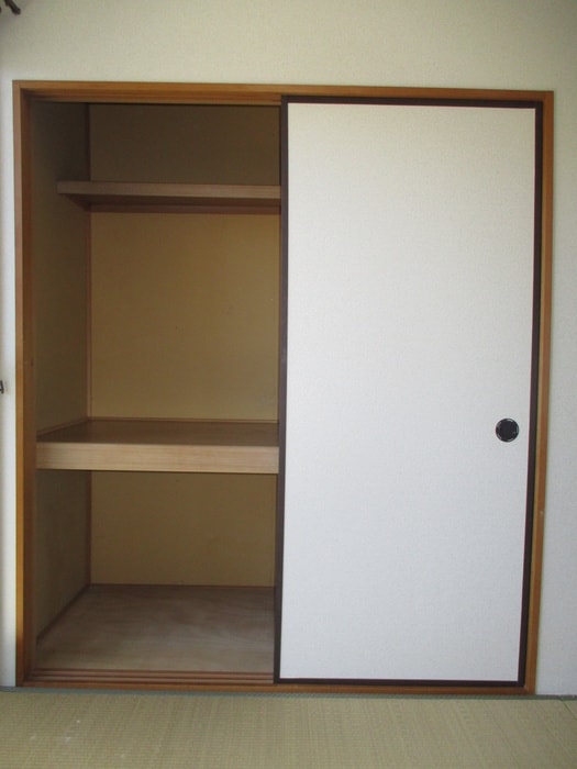 収納 エスポアール荒井