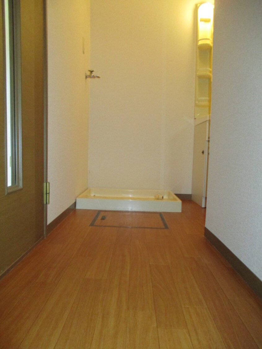 廊下 エスポアール荒井