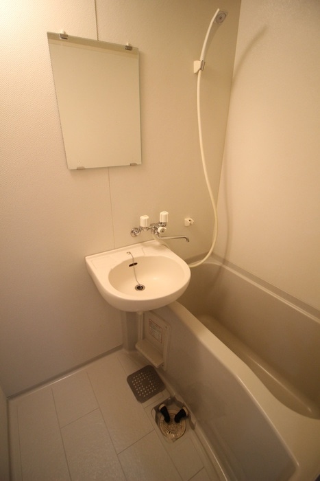 バス／シャワールーム等 トライアムフ仙台