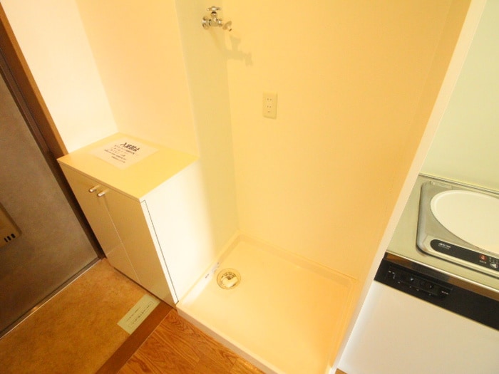 洗濯機置場 イ－ストパレス仙台