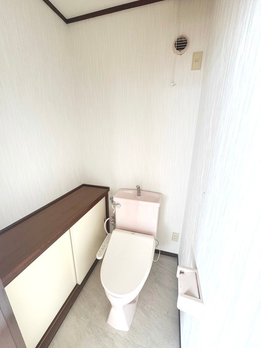 トイレ グランドールミウラＪ棟