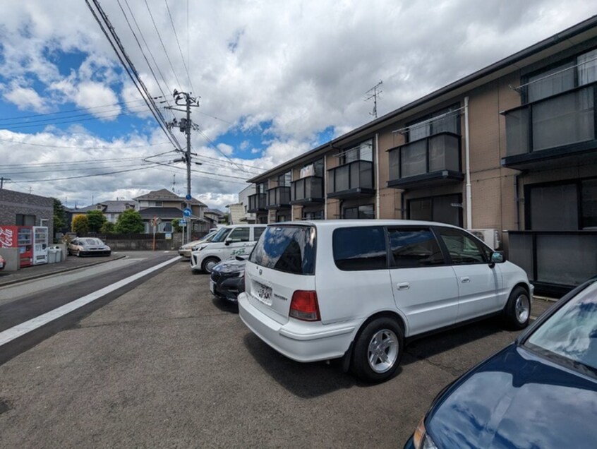 駐車場 アニヴァーサリー若林