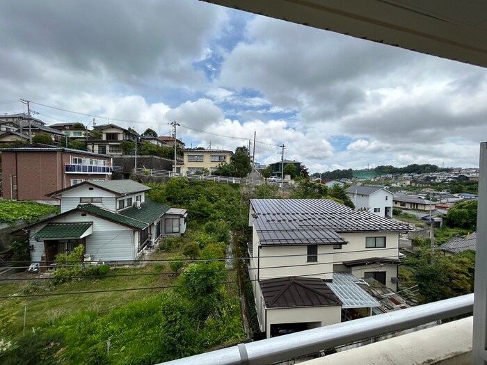 室内からの展望 メゾンドール八木山弥生町