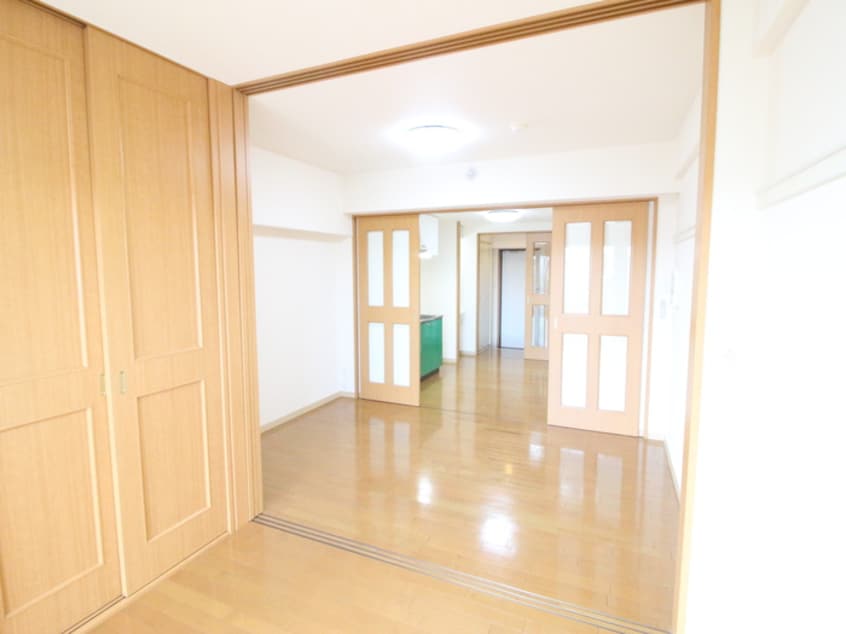 居室 クレスト連坊