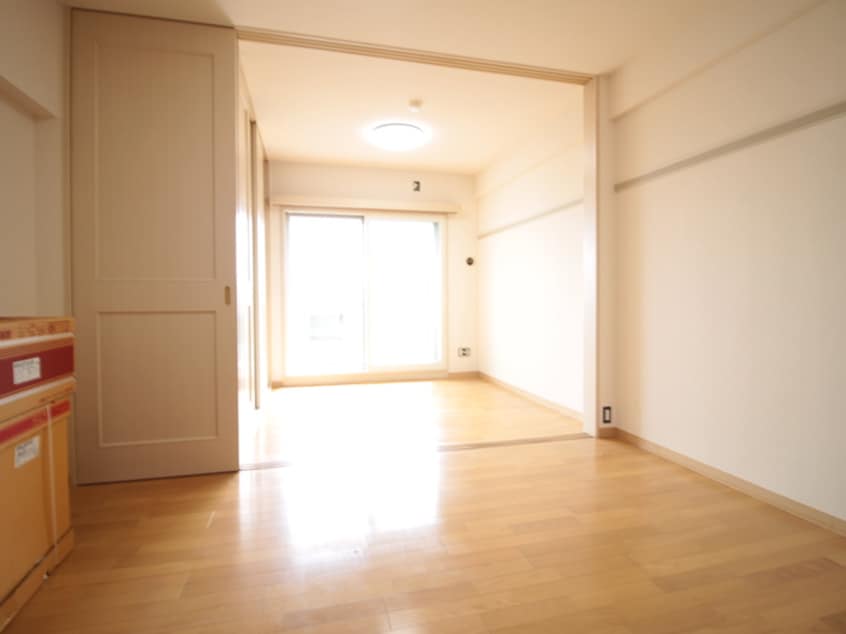 居室 クレスト連坊