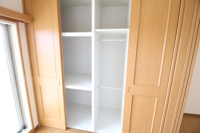 収納 クレスト連坊