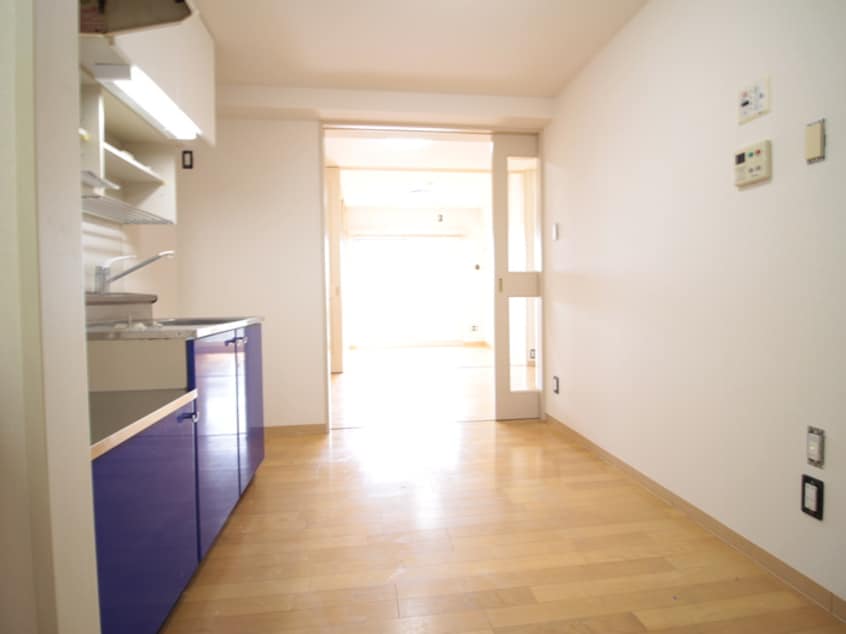 居室 クレスト連坊