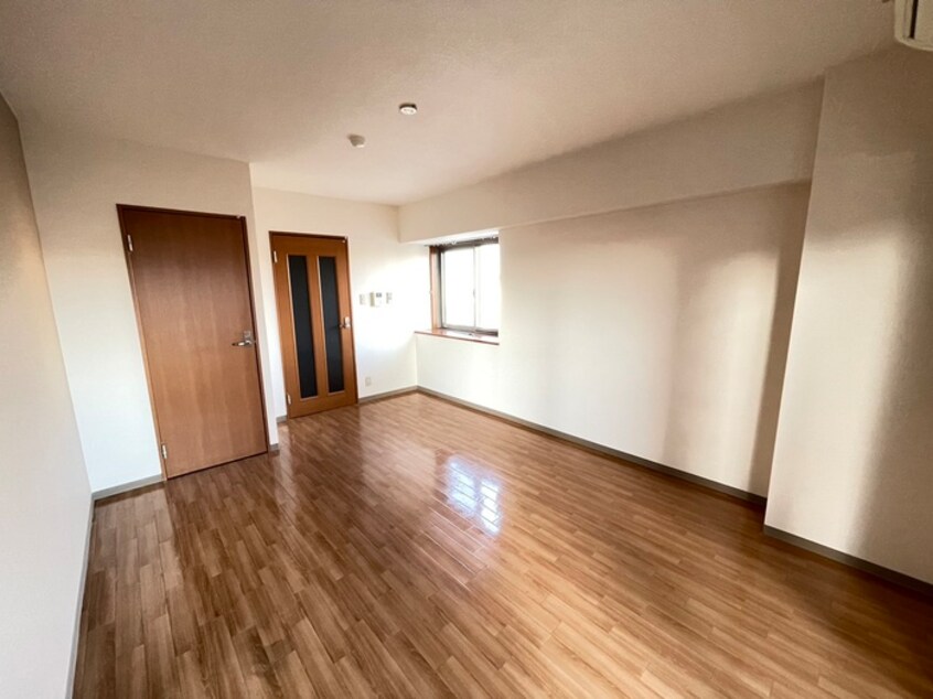 居室 アンソレイユ河原町