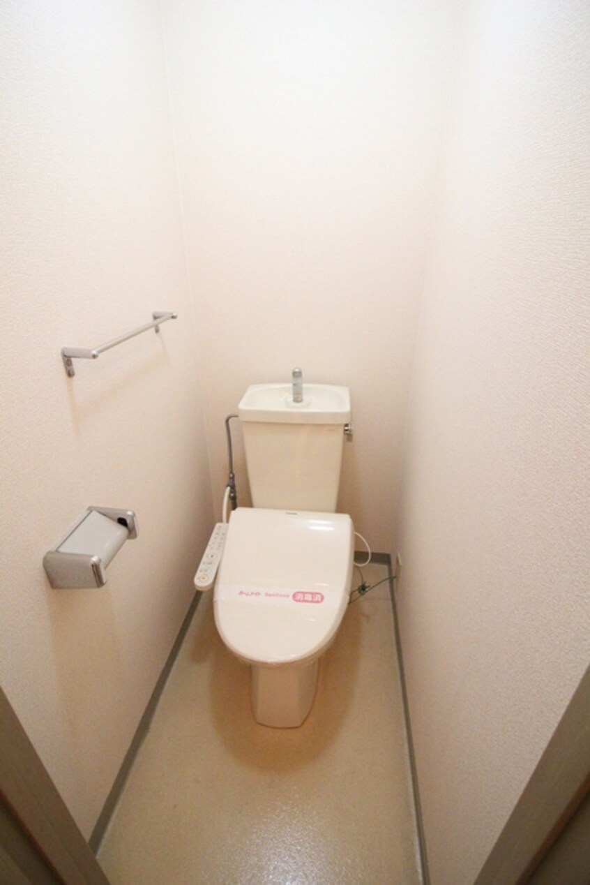 トイレ グランシャルマン通町