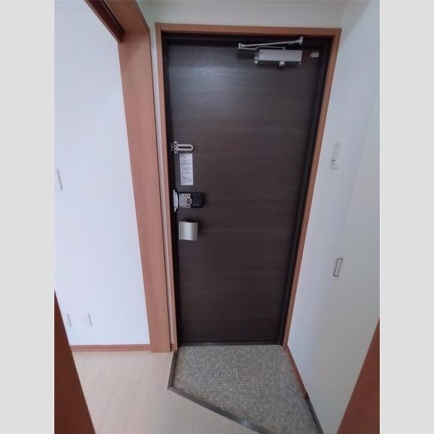 玄関 フェリシダ五橋