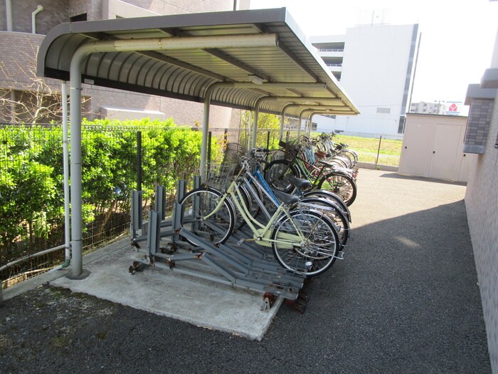 駐輪場 東仙台五番館