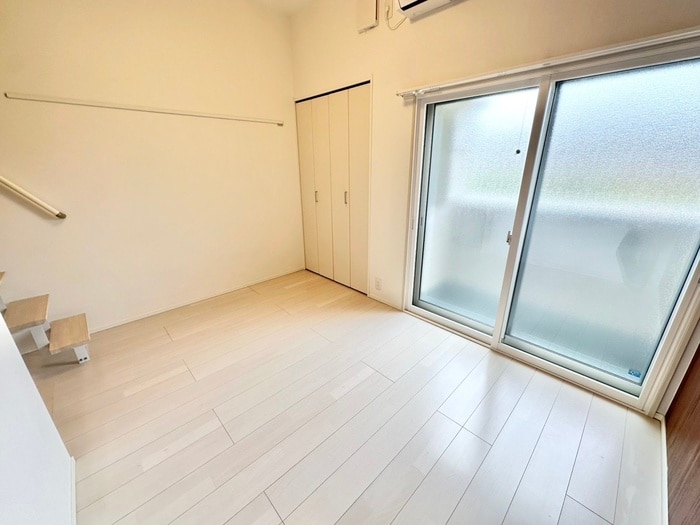 居室 ポルコロッソ　