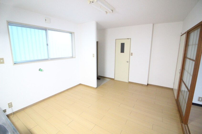 居室 シティハイツ大友