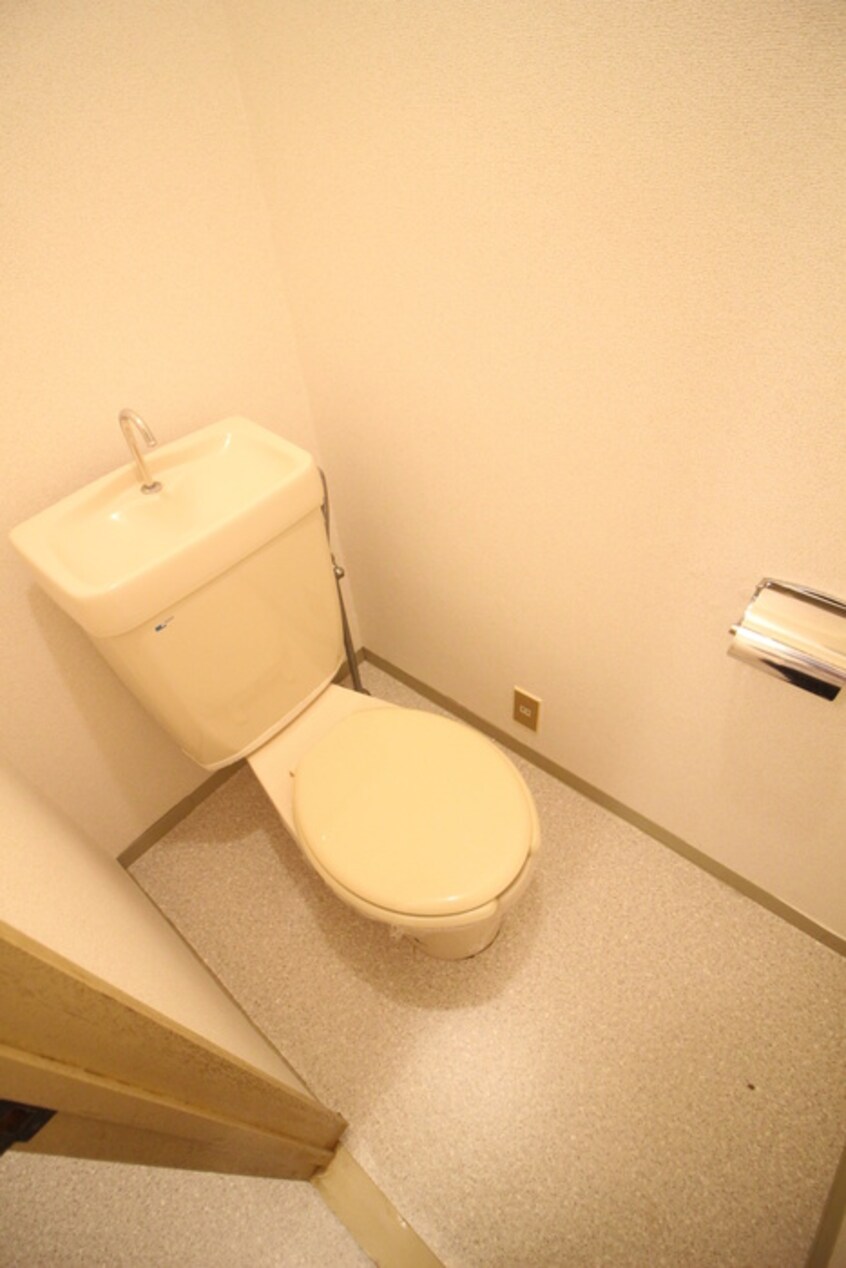 トイレ シティハイツ大友