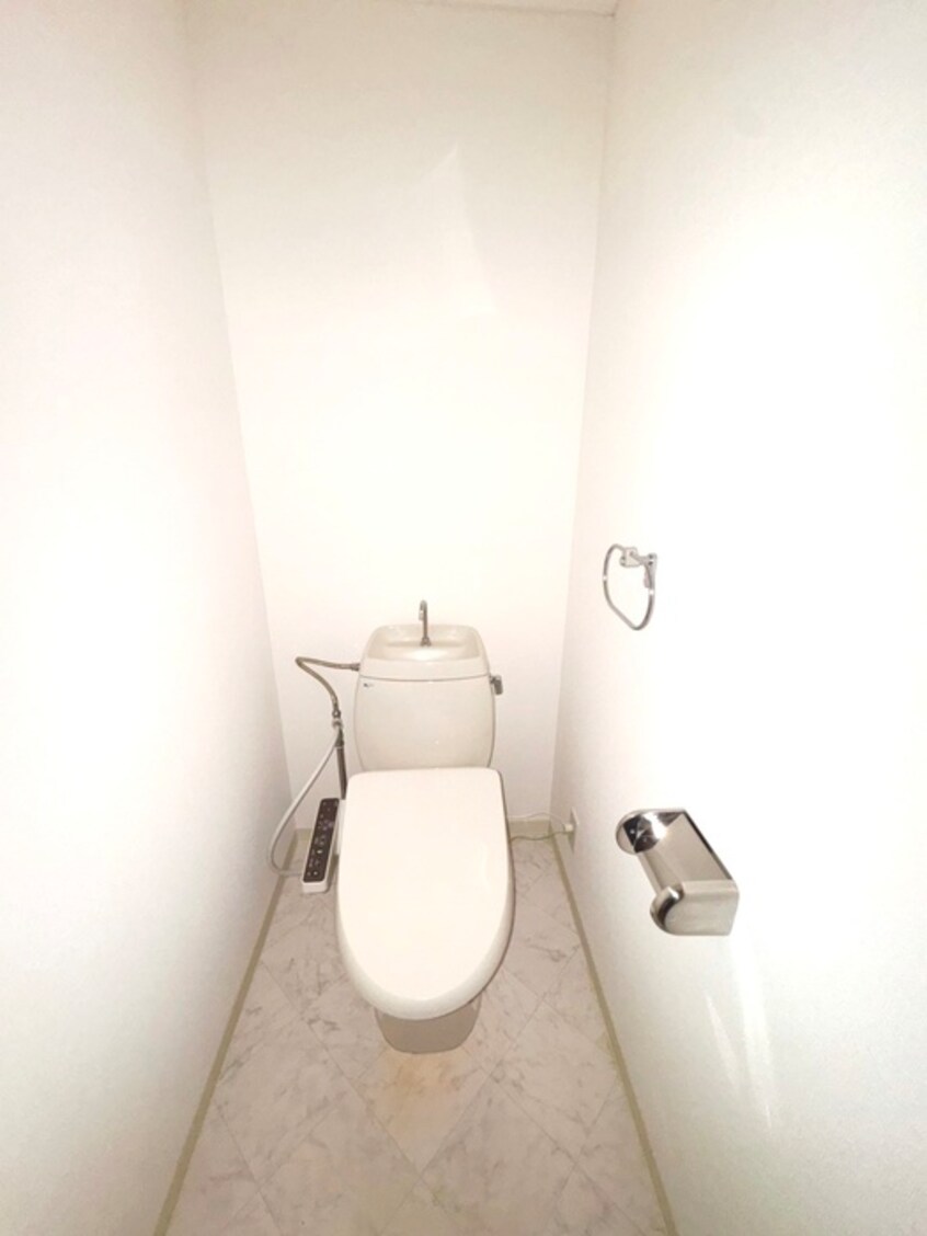 トイレ 高砂関弐番館