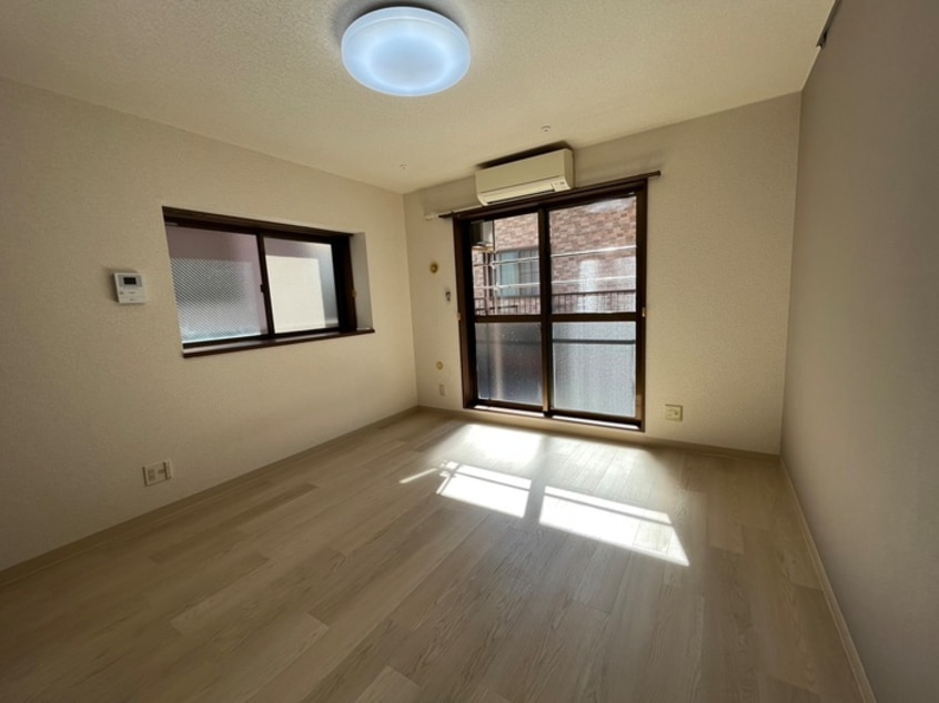 居室 リヴィエール高砂