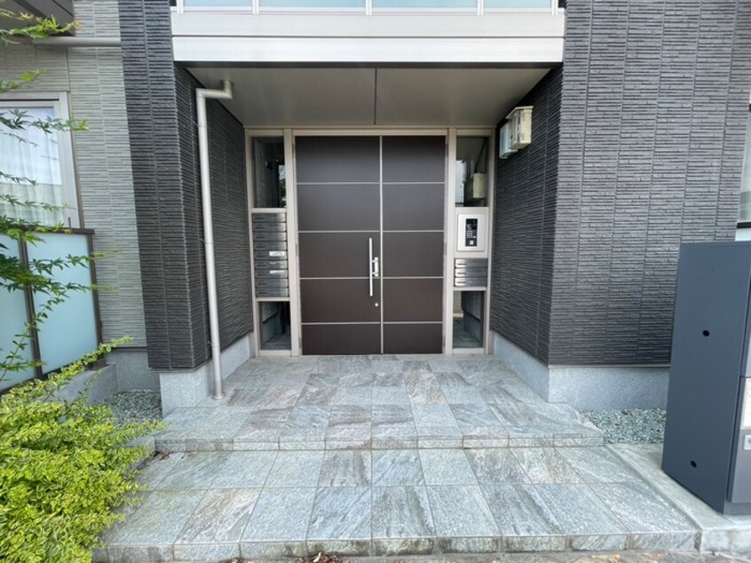 エントランス部分 ベルク　K