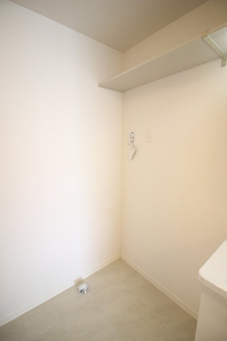 洗濯機置場 ベルク　K