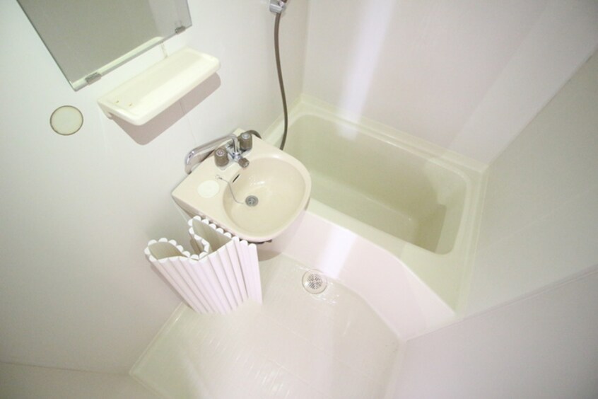 バス／シャワールーム等 カレンハウス