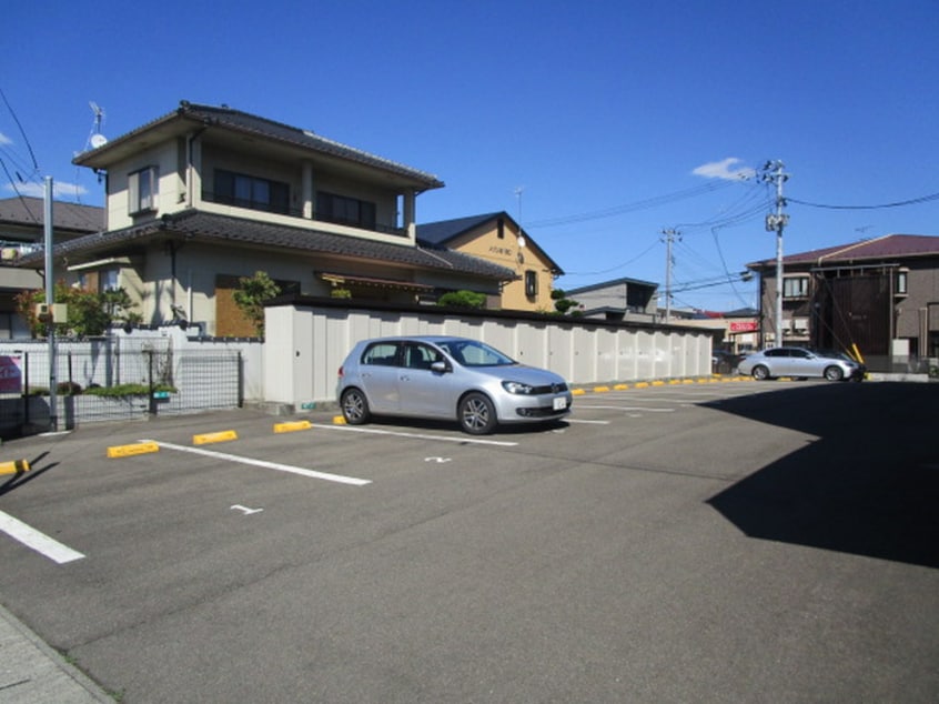 駐車場 サンタプレイス高砂Ⅲ