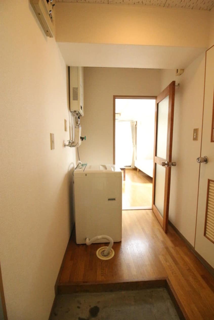 玄関 ハイツ八木山