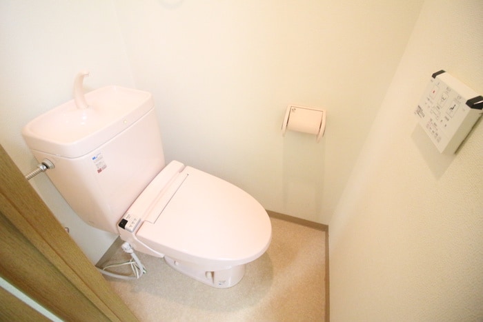 トイレ アヴニール・カルティエ