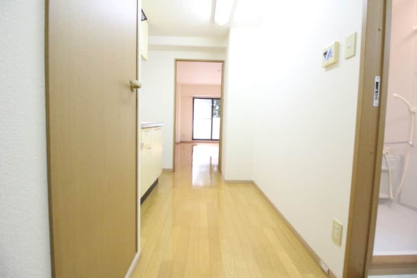 廊下 アヴニール・カルティエ