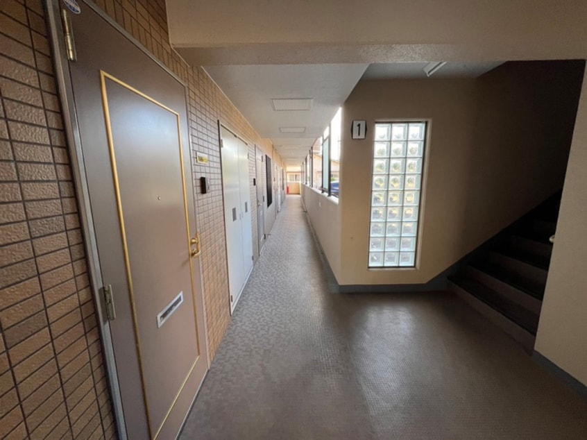 エントランス部分 ハバ－ドリ－ム３番館