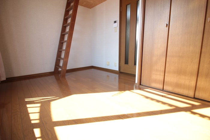 居室 ＰＥＡＮＵＴＳ　８