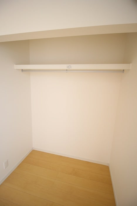 収納 スカイコート小松島A