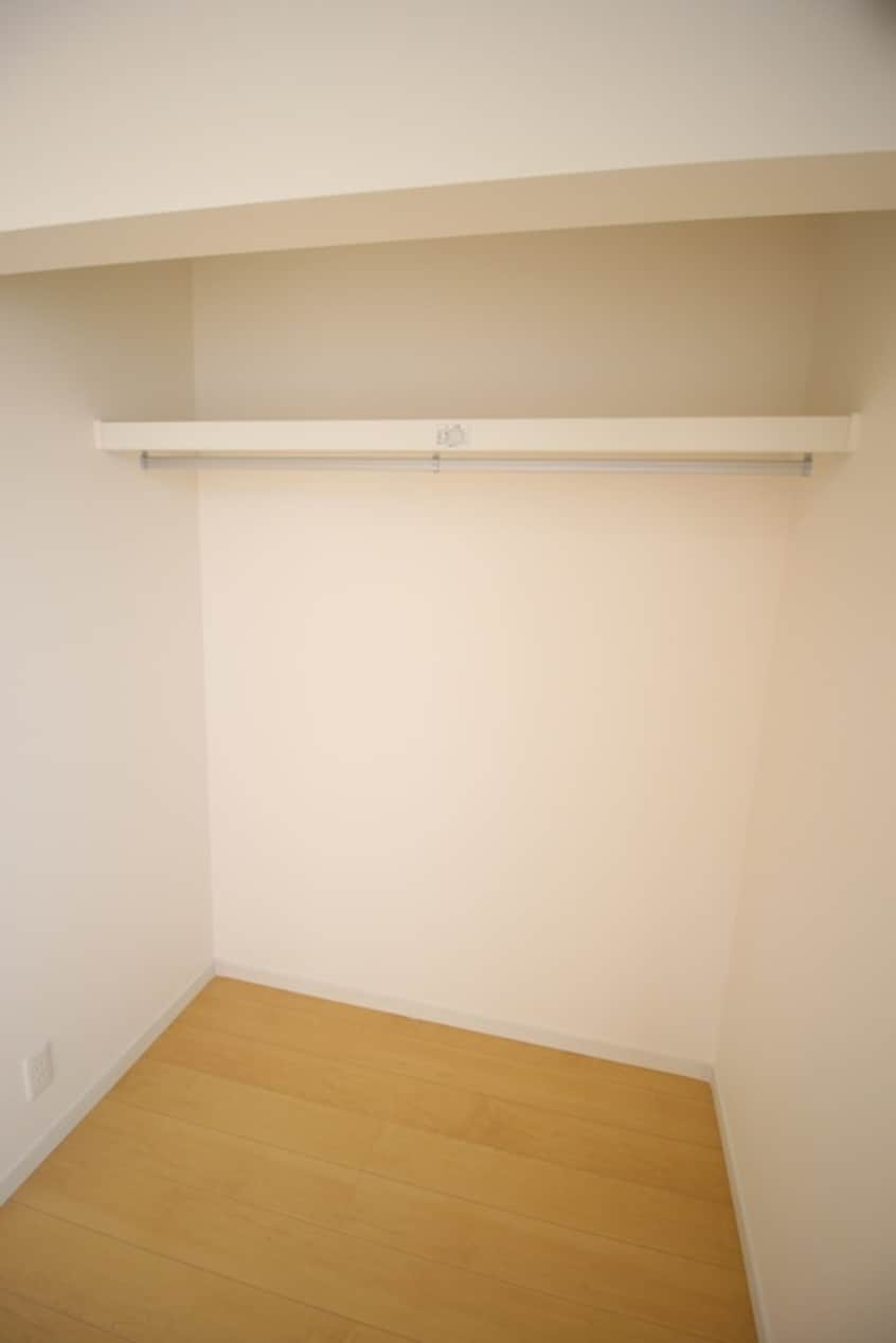 収納 スカイコート小松島A