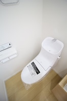 トイレ スカイコート小松島A
