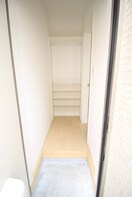 玄関 スカイコート小松島A