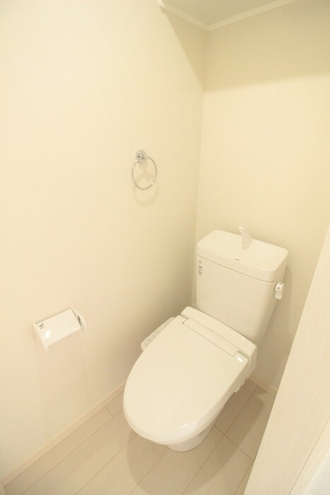 トイレ アヴァンセ高砂Ⅱ