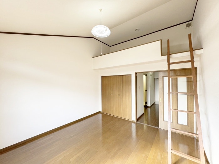 居室 Ｈ＆Ｍ ＨＯＵＳＥ