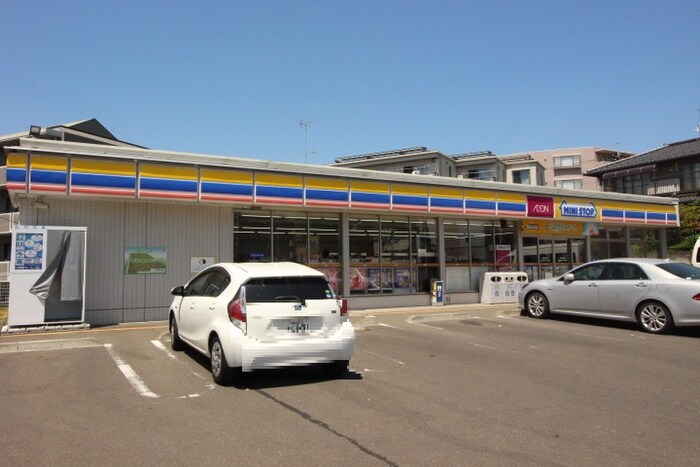 ミニストップ仙台泉中央1丁目店(コンビニ)まで220m カンフォ－トハイツ泉