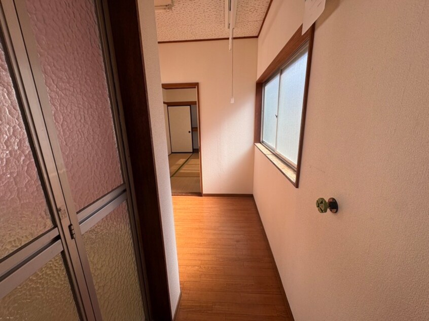 廊下 ラフレシア荘