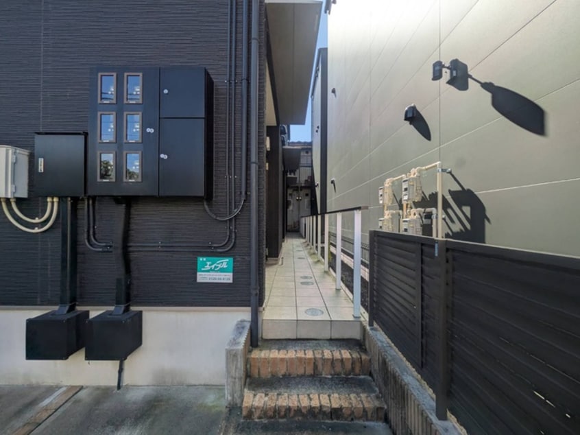 エントランス部分 クレスト五十人町