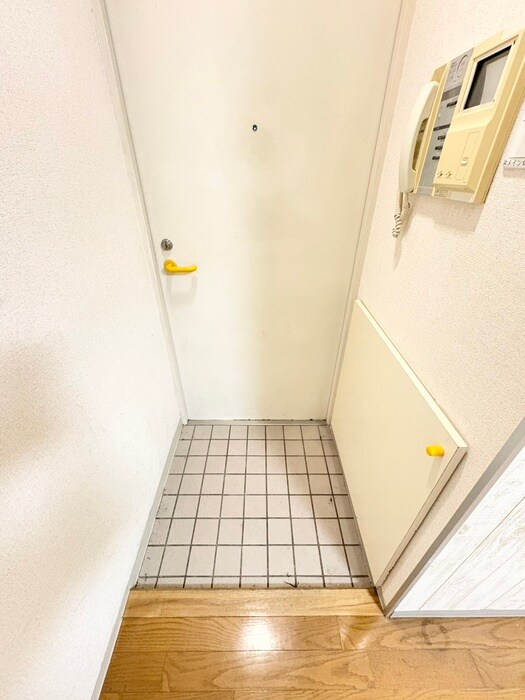 玄関 宮城野コ－トステ－ジ