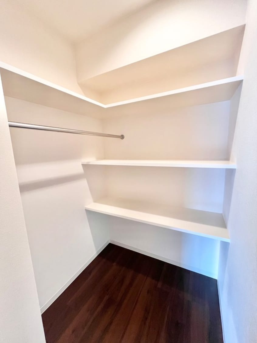 収納 ヴィアーレ勾当台Ⅰ