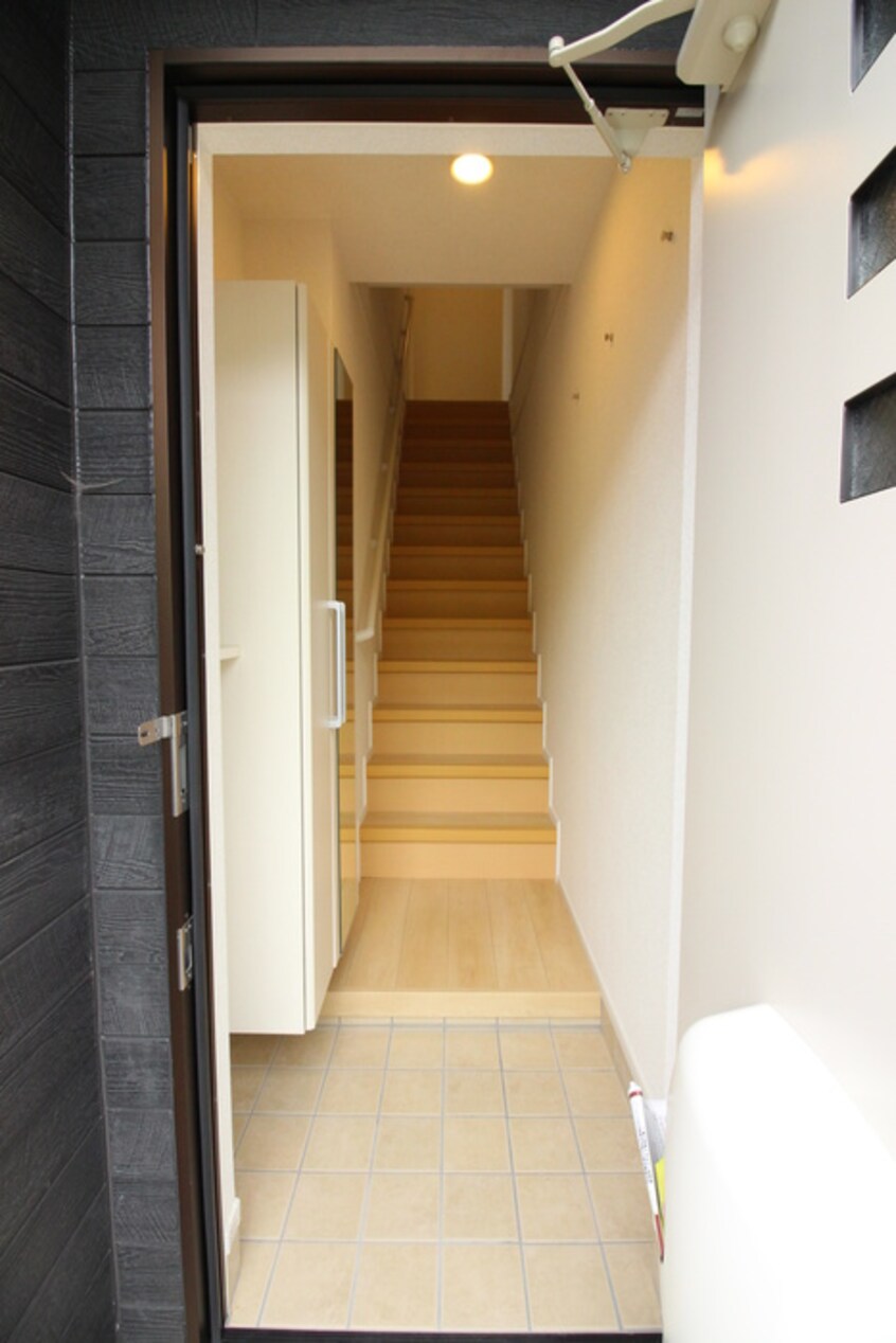 玄関 グレイスガーデン松森Ⅱ