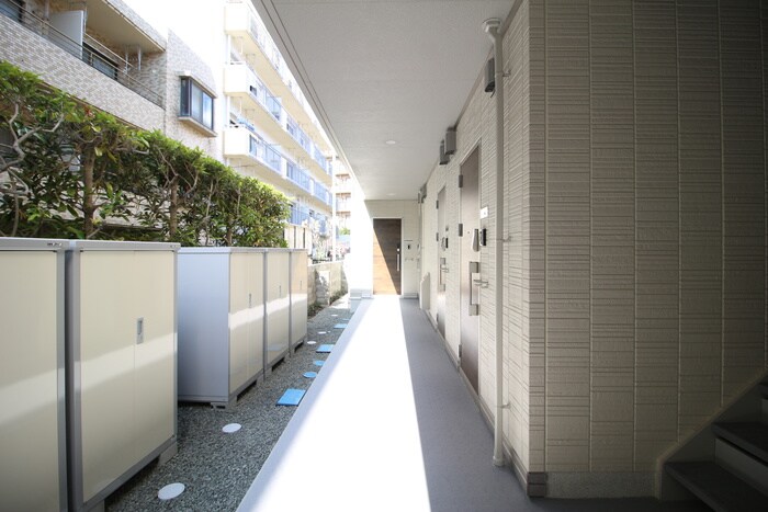 エントランス部分 D-room土樋