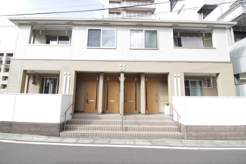 エントランス部分 Blue Tree