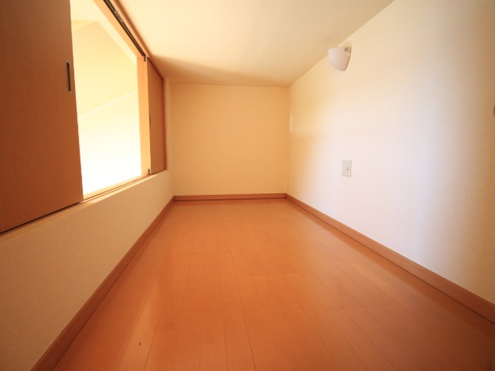 ロフト エスポワ－ル・シャト－愛子Ⅲ