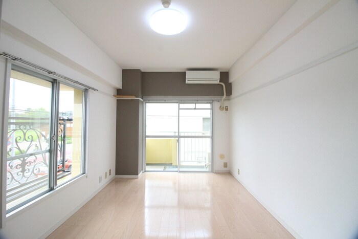 居室 ア－バンハウス奈良坂