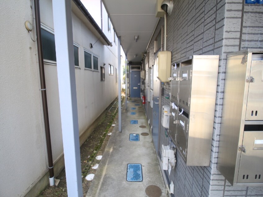 エントランス部分 Ｃｏｒｎｅｌ　Ｄｏｒｍ