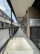 エントランス部分 セピアコ－ト