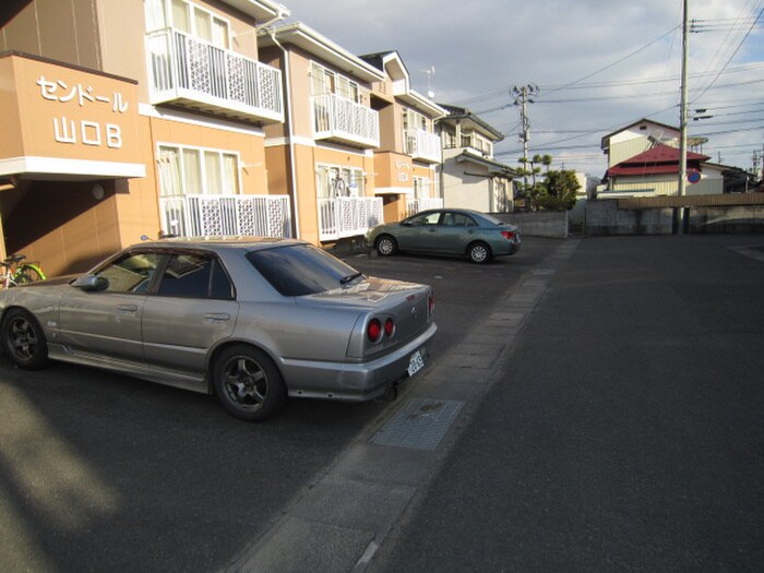 駐車場 センドール山口