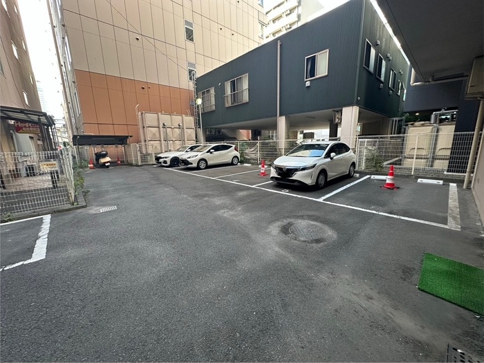 駐車場 グレイスハイツ新寺